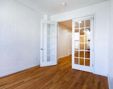 279 Linden Street - Photo Thumbnail 4