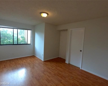 9044 W Atlantic Blvd - Photo Thumbnail 9