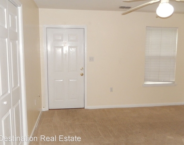 2740 W Tharpe St Unit 106 - Photo Thumbnail 11