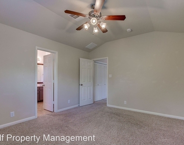 1310 W Parmer Ln Unit 303 - Photo Thumbnail 22