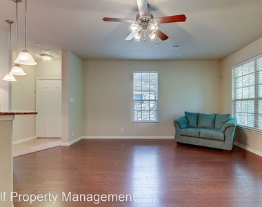 1310 W Parmer Ln Unit 303 - Photo Thumbnail 9