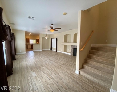 8420 Winterchase Place - Photo Thumbnail 3