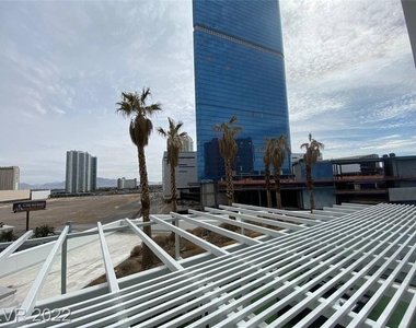 2700 Las Vegas Boulevard - Photo Thumbnail 17