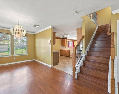 3703 Bridgebluff Lane - Photo Thumbnail 7