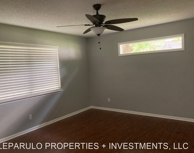 3057 Laredo Drive - Photo Thumbnail 14