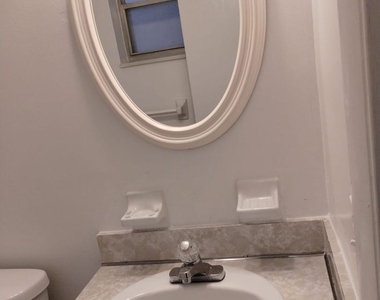 6033 Sw 35th Street Unit 101 - Photo Thumbnail 4