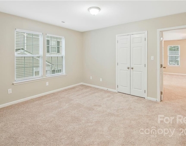 5037 Silabert Avenue - Photo Thumbnail 16