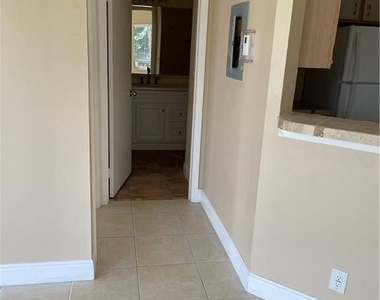 815 W Boynton Beach Blvd - Photo Thumbnail 10