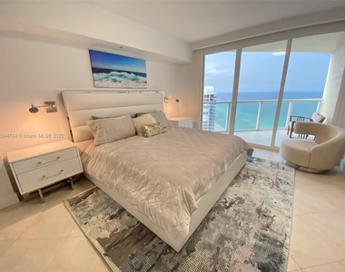 16699 Collins Ave (avail Now) - Photo Thumbnail 20