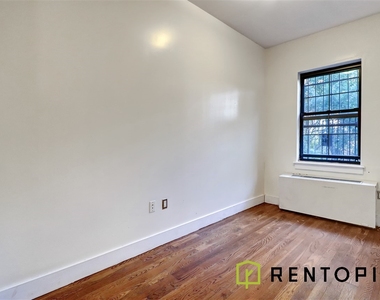 116 Jefferson Street - Photo Thumbnail 4