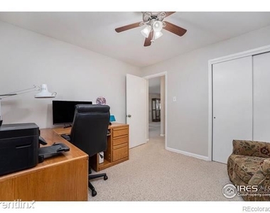 105 Coral Way - Photo Thumbnail 15