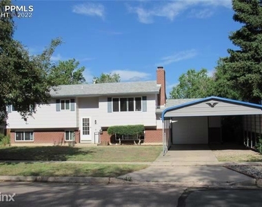 2226 Wold Avenue - Photo Thumbnail 1