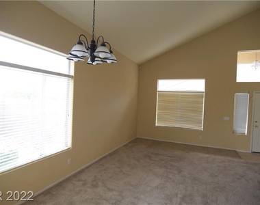 8500 Arco Iris Lane - Photo Thumbnail 6