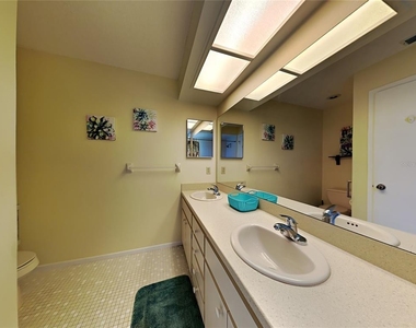 2280 Danwood Drive - Photo Thumbnail 9