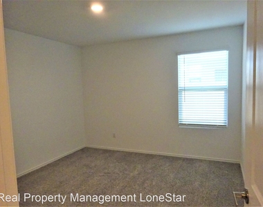 3205 Ancira Place - Photo Thumbnail 11