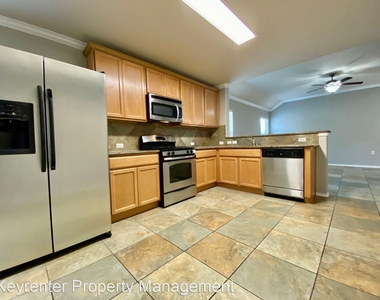 5524 Kleberg Trl - Photo Thumbnail 5