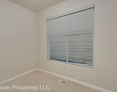 11404 Sw 49th Ave - Photo Thumbnail 6