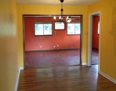 339 Waxwood Ln - Photo Thumbnail 2