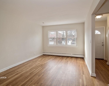 2452 Wilson Avenue - Photo Thumbnail 2