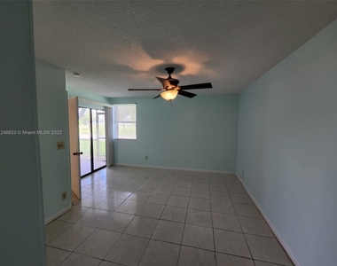 2501 Nw 56th Ave - Photo Thumbnail 14