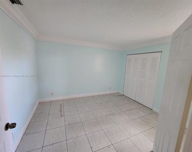 2501 Nw 56th Ave - Photo Thumbnail 13