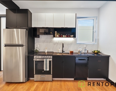 290 Union Avenue - Photo Thumbnail 6