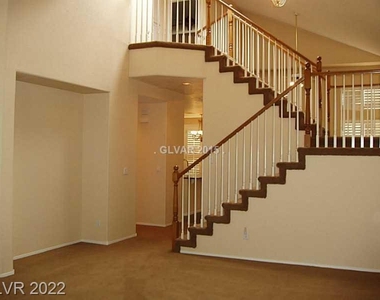 8612 Chiquita Drive - Photo Thumbnail 2