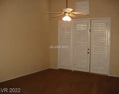 8612 Chiquita Drive - Photo Thumbnail 7