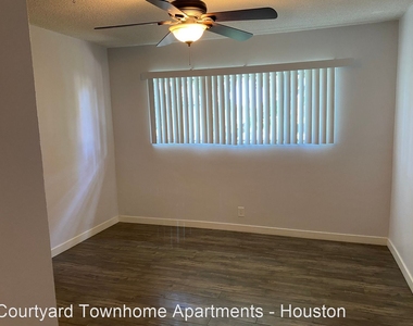 6949 Houston Street - Photo Thumbnail 5