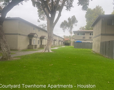 6949 Houston Street - Photo Thumbnail 2