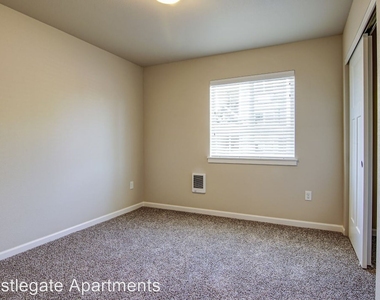 14615 Ne Rose Parkway - Photo Thumbnail 9