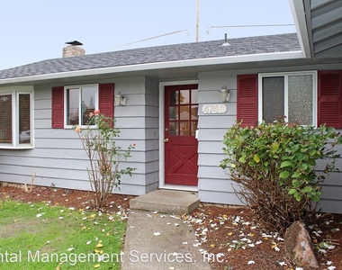 4746 Ne 78th Ave - Photo Thumbnail 2