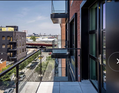 56 Box Street, Brooklyn - Photo Thumbnail 11