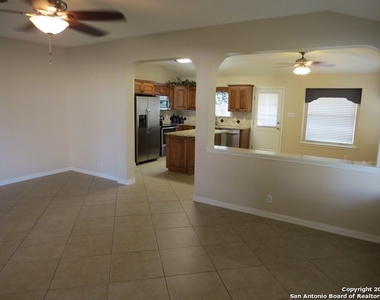 3540 Peachtree Ln - Photo Thumbnail 2