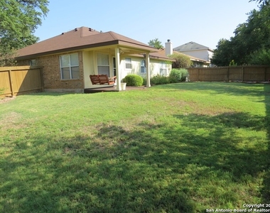 3540 Peachtree Ln - Photo Thumbnail 16