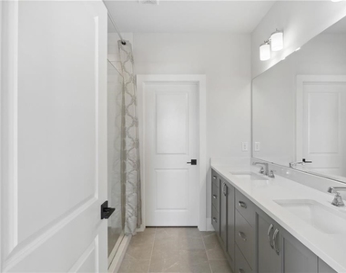 328 Gibson Street Se # 11 - Photo Thumbnail 27