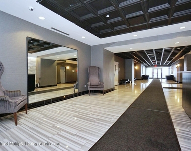 90 Bay St Landing - Photo Thumbnail 2