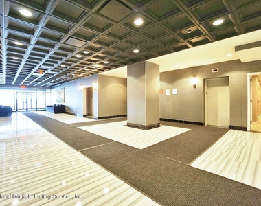 90 Bay St Landing - Photo Thumbnail 12