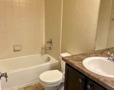 1803 Portland Gold Dr - Photo Thumbnail 22