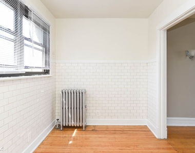 1749 W. Devon, Unit 4 - Photo Thumbnail 4