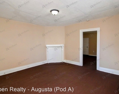 1717 Starnes Street Apt. B - Photo Thumbnail 3