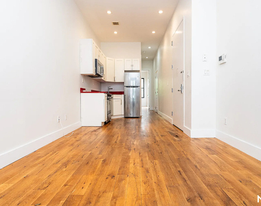 184 Suydam Street - Photo Thumbnail 4
