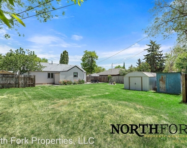 2043 S Leadville Ave - Photo Thumbnail 33