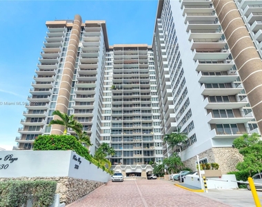 2030 S Ocean Dr Apt 408 - Photo Thumbnail 2