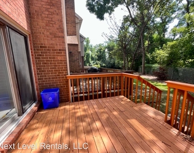 5110 King Charles Way - Photo Thumbnail 36