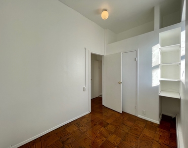 301 East 110th Street - Photo Thumbnail 7
