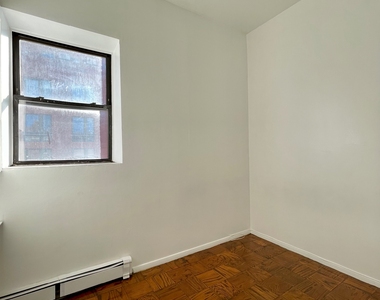 301 East 110th Street - Photo Thumbnail 5