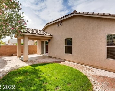 8224 Calico Wind Street - Photo Thumbnail 4