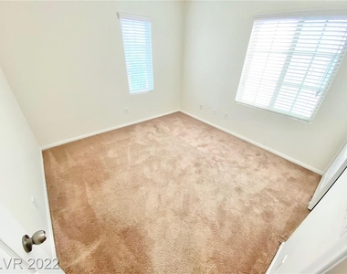 10321 Jolly Hill Avenue - Photo Thumbnail 7