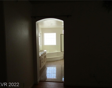 3273 Cambridgeshire Street - Photo Thumbnail 32